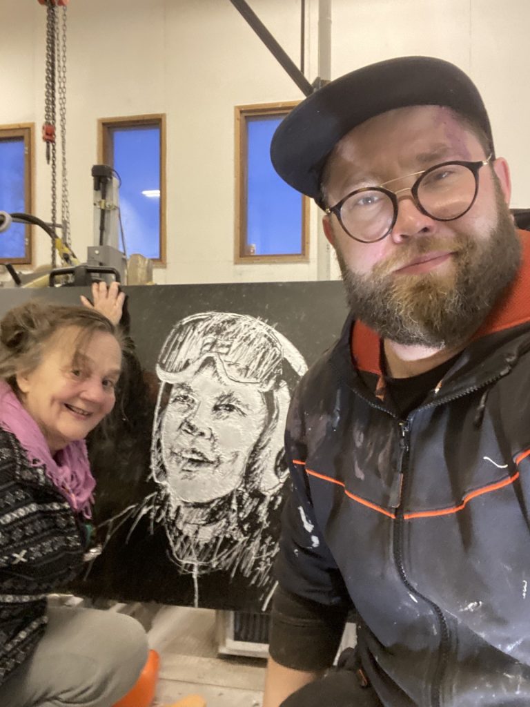 Matti Nykäsen patsas