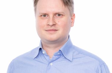 Kemian väitös_eumelaniini