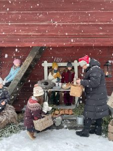 Avoimissa Joulukylissä mukana 350 jouluista tapahtumaa